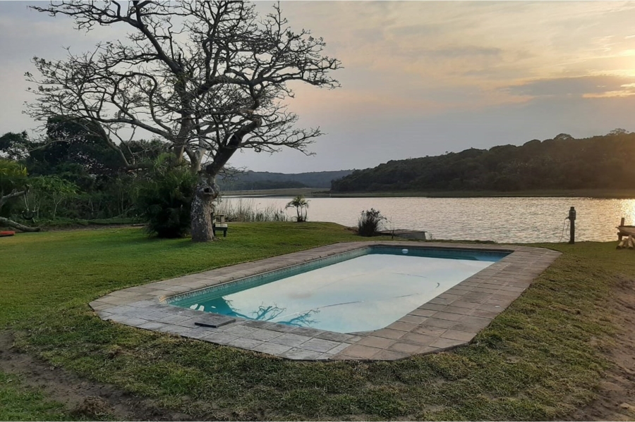 1 Bedroom Property for Sale in Bonza Bay Eastern Cape